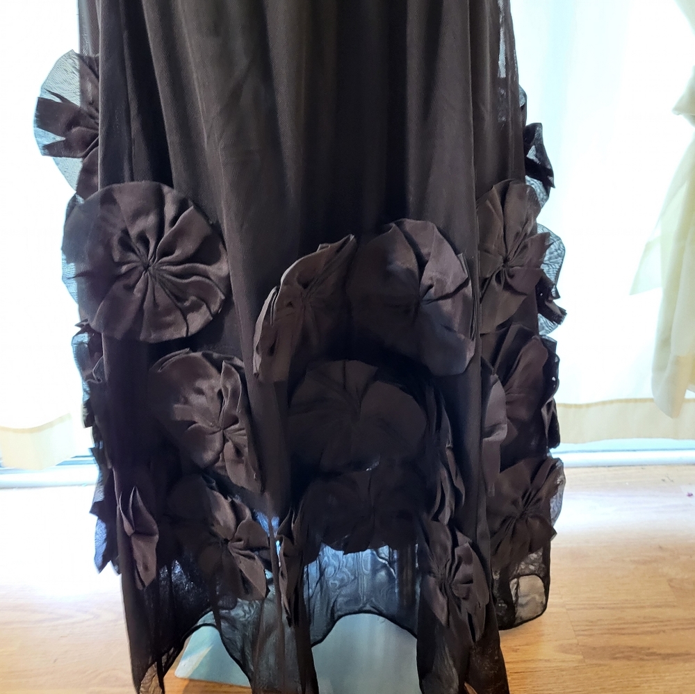 CHETTA B Sherrie Bloom.Peter Noviello  Formal black dress Size 4. - Picture 6 of 7